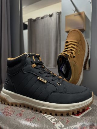 streetHOUSE77 | sH77.sk 🥾 zimné topánky so štýlovým strihom 💪 spevnený členok, istý krok ❄️ pohodlné a teplé vnútro 👣...